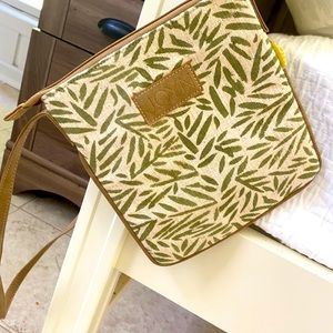 Joyn crossbody purse